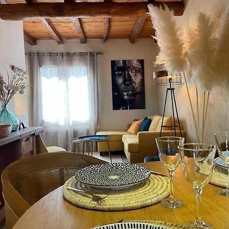 Maison Cosy, 2 Chambres, Adossee Aux Remparts Aigues-Mortes Buitenkant foto